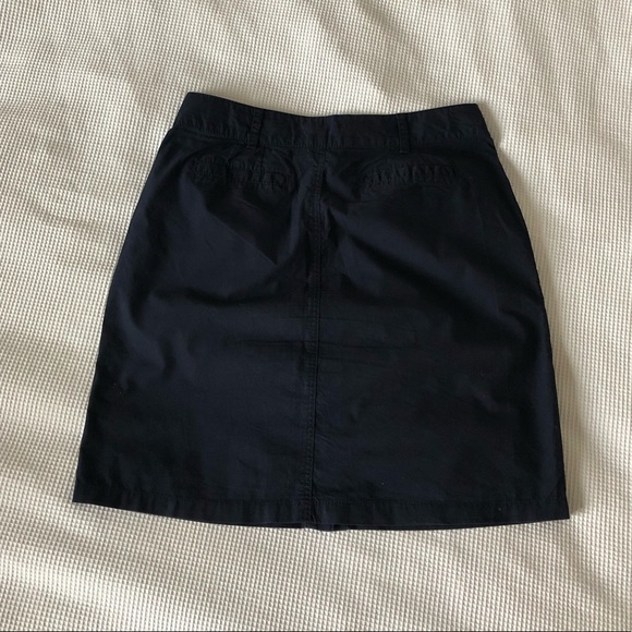 Blue skirt with buttons - Picture 2 of 2